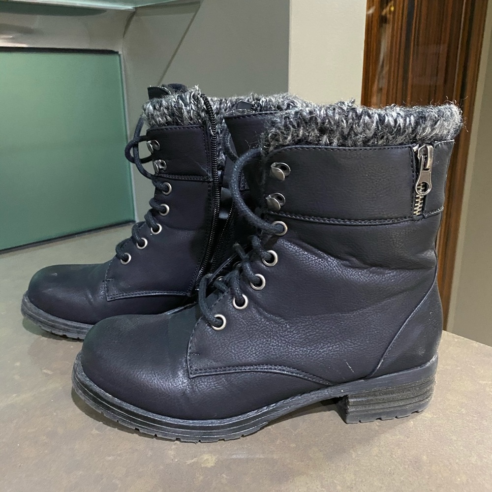 Steve Madden Combat Boots - Picture 2 of 4